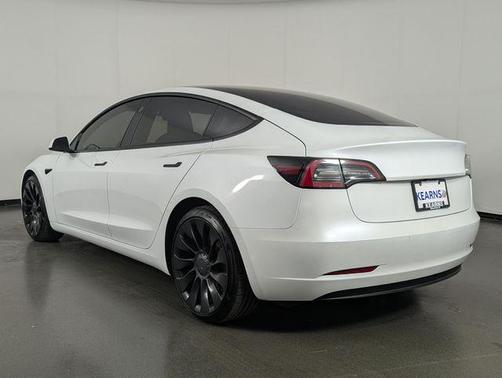 Pearl White Multi-Coat 2022 Tesla Model 3 Performance