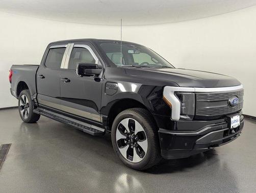 2022 Ford F-150 Lightning Platinum