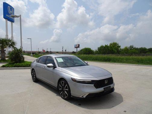 2023 Honda Accord Hybrid Touring