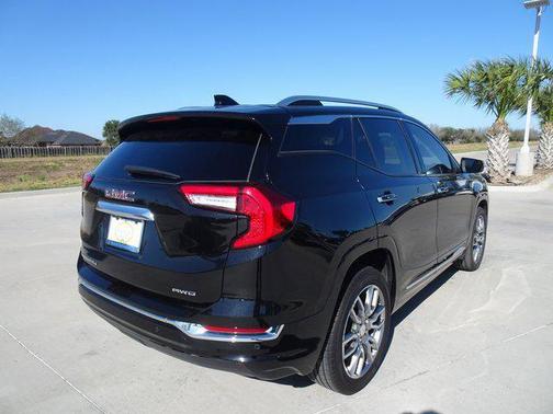 2022 GMC Terrain Denali