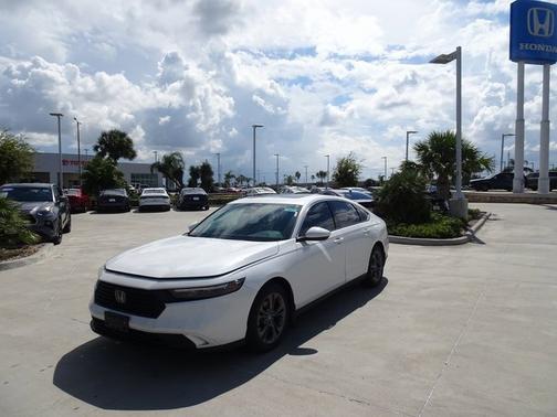 2023 Honda Accord 
