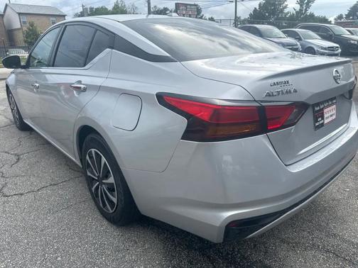 Brilliant Silver Metallic 2020 Nissan Altima S FWD