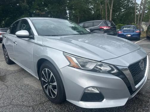 Brilliant Silver Metallic 2020 Nissan Altima S FWD