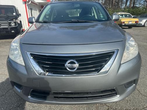 2014 Nissan Versa 1.6 SV