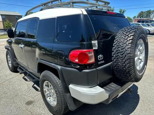 2007 Toyota FJ Cruiser Base