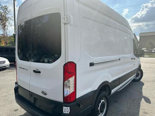 2016 Ford Transit-250 Base
