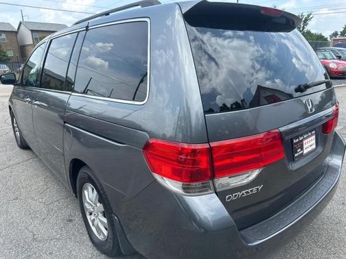 Gray 2010 Honda Odyssey EX-L