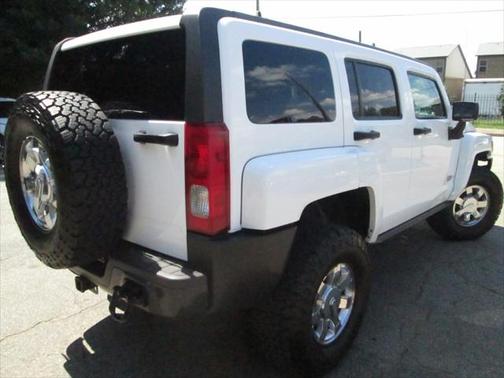 2006 Hummer H3 Base