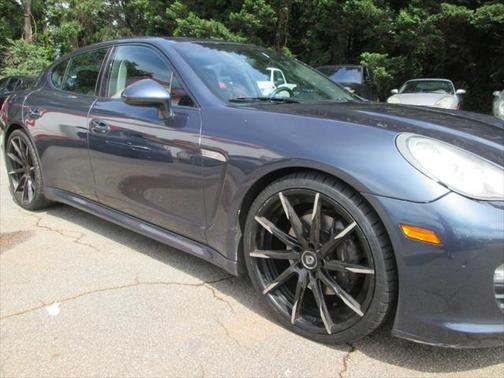 2013 Porsche Panamera 4