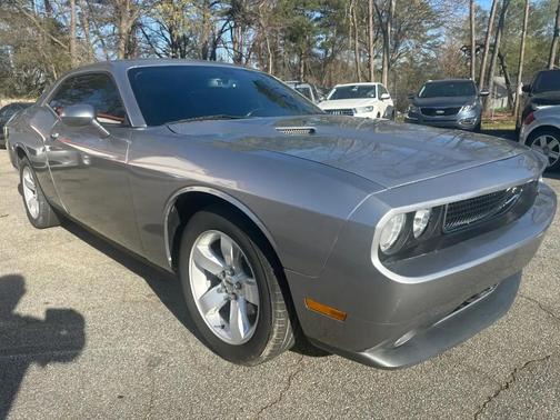 2014 Dodge Challenger SXT