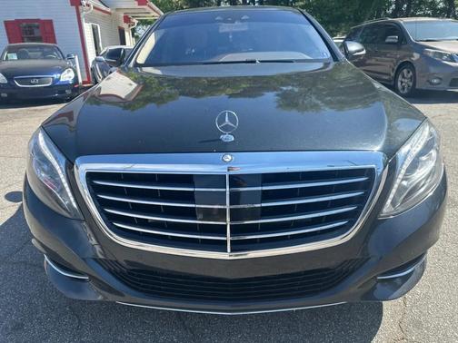 Black 2015 Mercedes-Benz S-Class S550