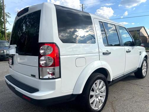 2013 Land Rover LR4 Base