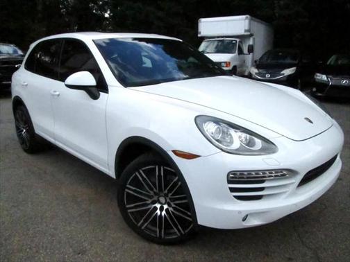 2014 Porsche Cayenne Base