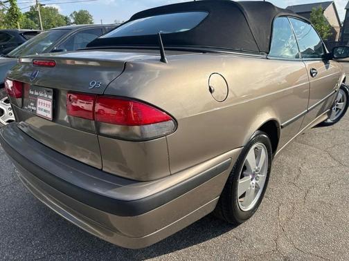 Hazelnut Metallic 2003 Saab 9-3 SE