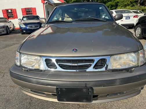 Hazelnut Metallic 2003 Saab 9-3 SE