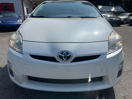 White 2011 Toyota Prius III