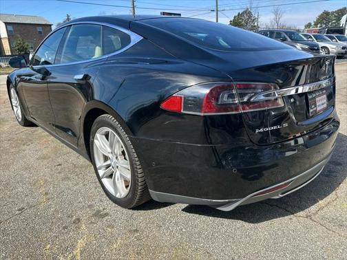 2015 Tesla Model S 85