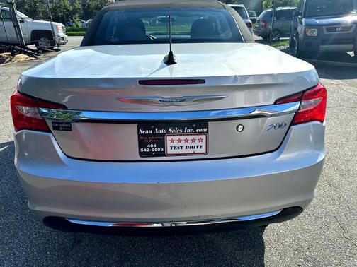2012 Chrysler 200 Touring