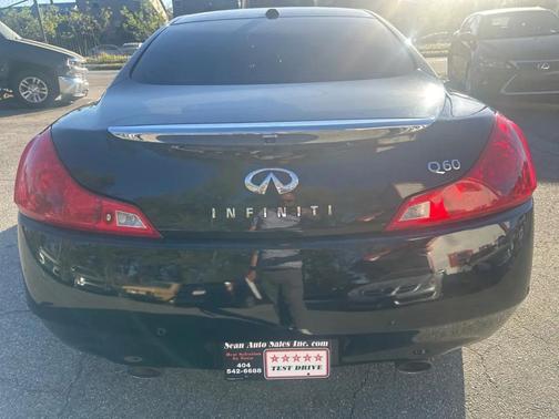 Black Obsidian 2014 INFINITI Q60 Journey