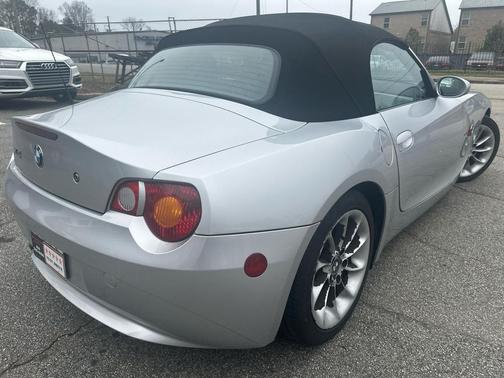 2004 BMW Z4 2.5i Roadster