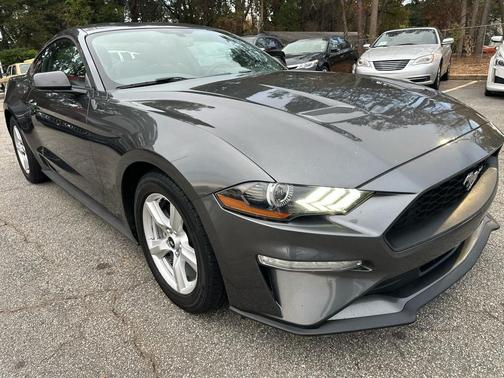 2019 Ford Mustang EcoBoost