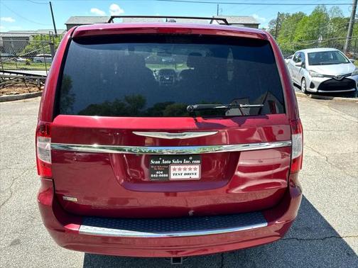 2014 Chrysler Town & Country Touring