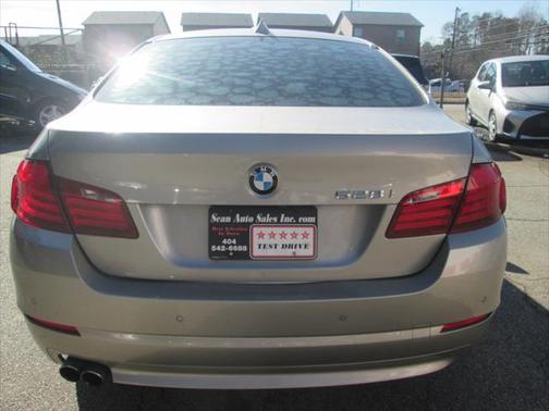 2011 BMW 528 528i