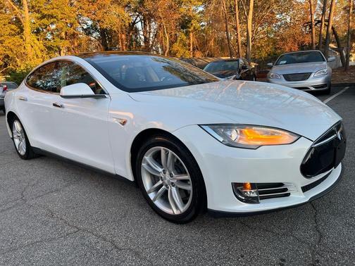 2013 Tesla Model S Signature Performance