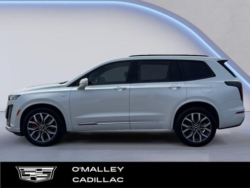 Crystal White Tricoat 2024 Cadillac XT6 Sport AWD