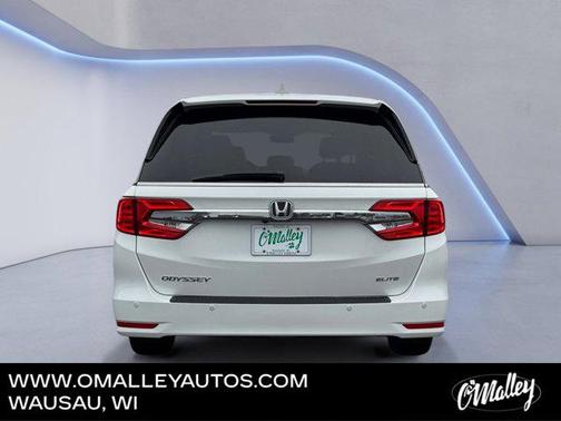 Platinum White Pearl 2020 Honda Odyssey Elite