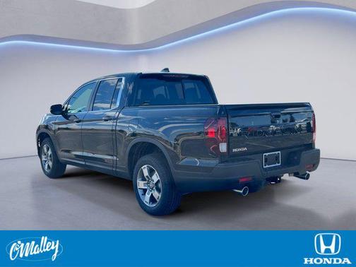 Crystal Black Pearl 2026 Honda Ridgeline RTL