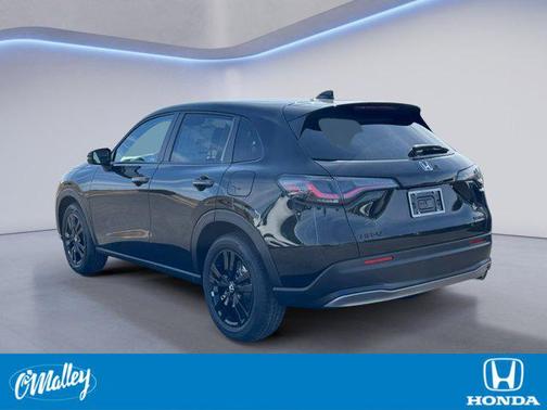 Crystal Black Pearl 2026 Honda HR-V AWD Sport