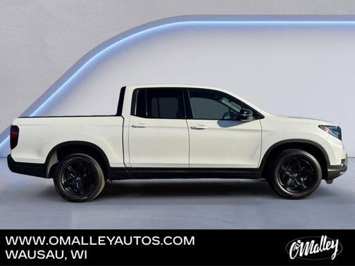 2022 Honda Ridgeline Black