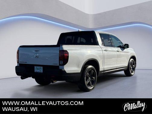 2022 Honda Ridgeline Black