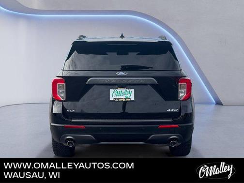 Agate Black Metallic 2021 Ford Explorer XLT