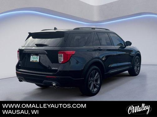 Agate Black Metallic 2021 Ford Explorer XLT