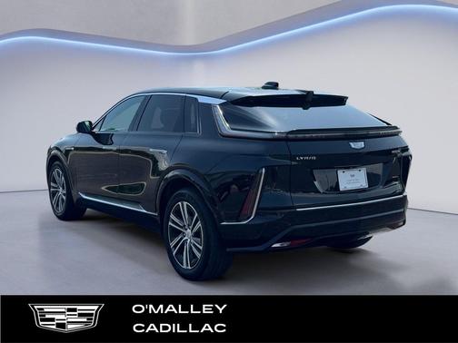 Stellar Black Metallic 2024 Cadillac LYRIQ Luxury