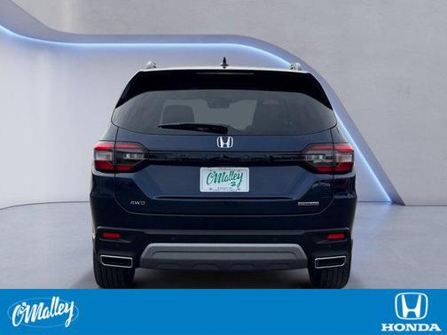 2023 Honda Pilot Touring 8-Passenger