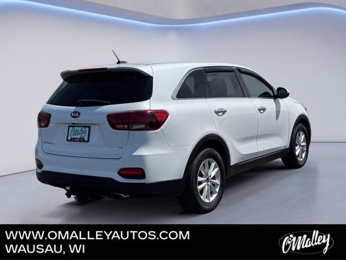 Snow White Pearl 2019 Kia Sorento LX