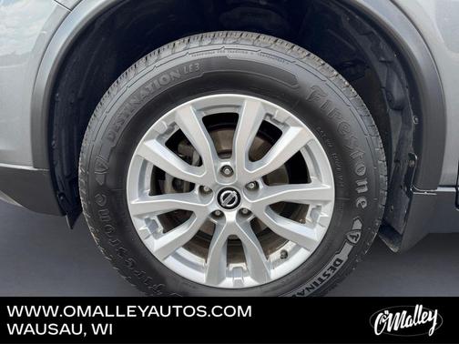 Gun Metallic 2017 Nissan Rogue SV