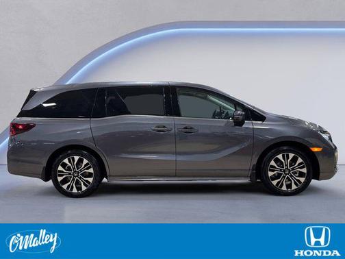 Modern Steel Metallic 2026 Honda Odyssey Elite