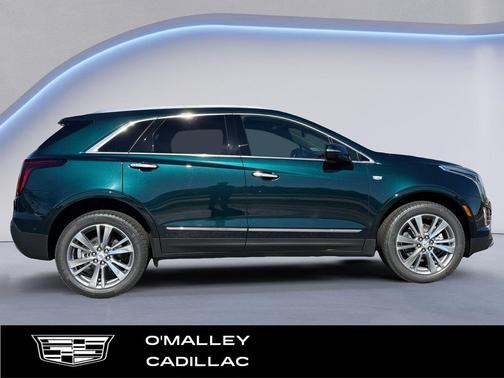 Emerald Lake Metallic 2026 Cadillac XT5 Premium Luxury