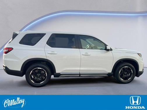 Platinum White Pearl 2025 Honda Pilot EX-L