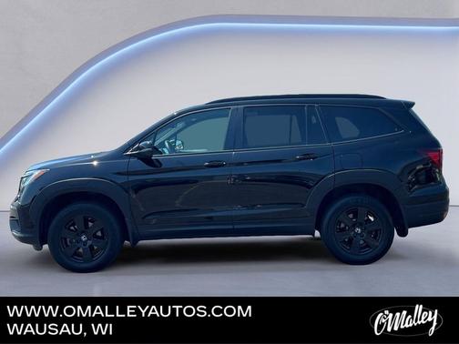 Crystal Black Pearl 2022 Honda Pilot AWD TrailSport
