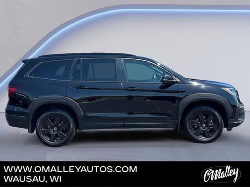 Crystal Black Pearl 2022 Honda Pilot AWD TrailSport