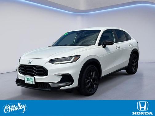 Platinum White Pearl 2024 Honda HR-V AWD Sport
