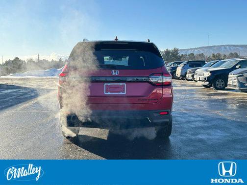 Radiant Red Metallic II 2026 Honda Pilot Black Edition