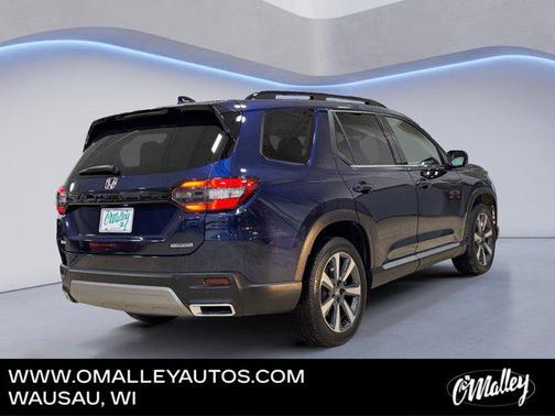 2024 Honda Pilot Touring 8-Passenger