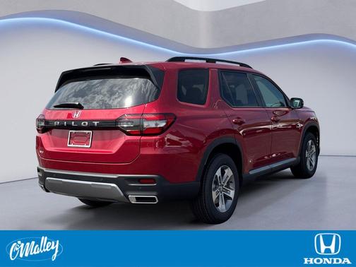 Radiant Red Metallic II 2026 Honda Pilot EX-L