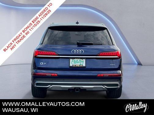 2022 Audi Q7 55 Premium Plus